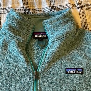 Patagonia. Size Large. Teal blue. Excellent condition.